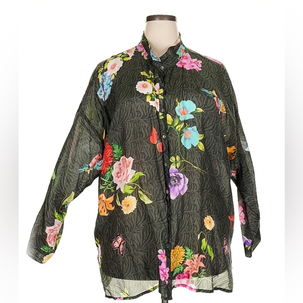 2X 3X Johnny Was blooming silk blouse butterflies hummingbirds 58” bust 30” long
